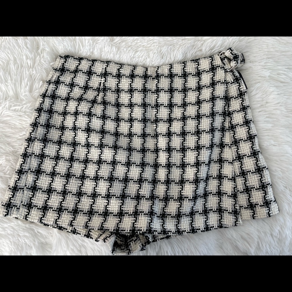Forever21 tweed skort
